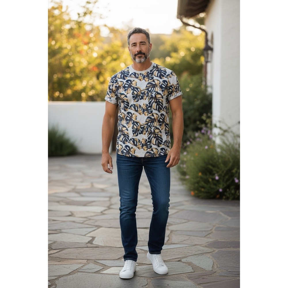 Free Planet Mens M T-Shirt Gray Leaf Tropical Print Sustainable Short Slv